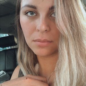 Meet your Posher, Noria